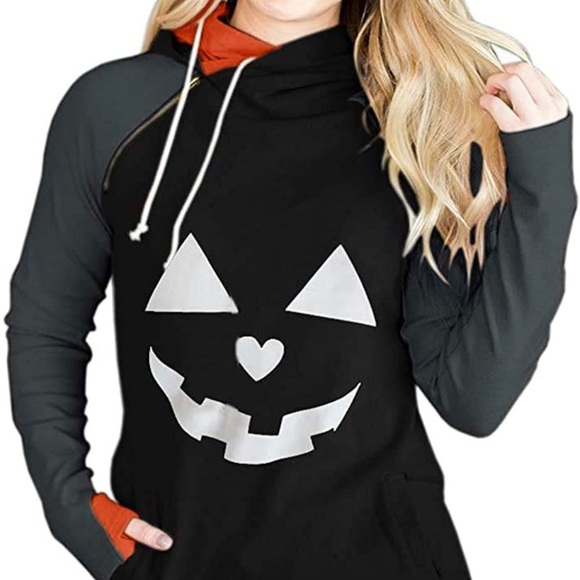 Tops - Adorable Halloween hoodie size Medium